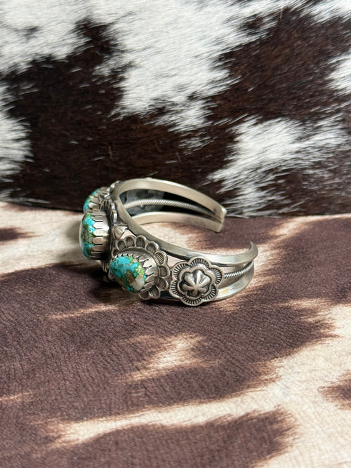 Sterling silver 3 Stone cuff