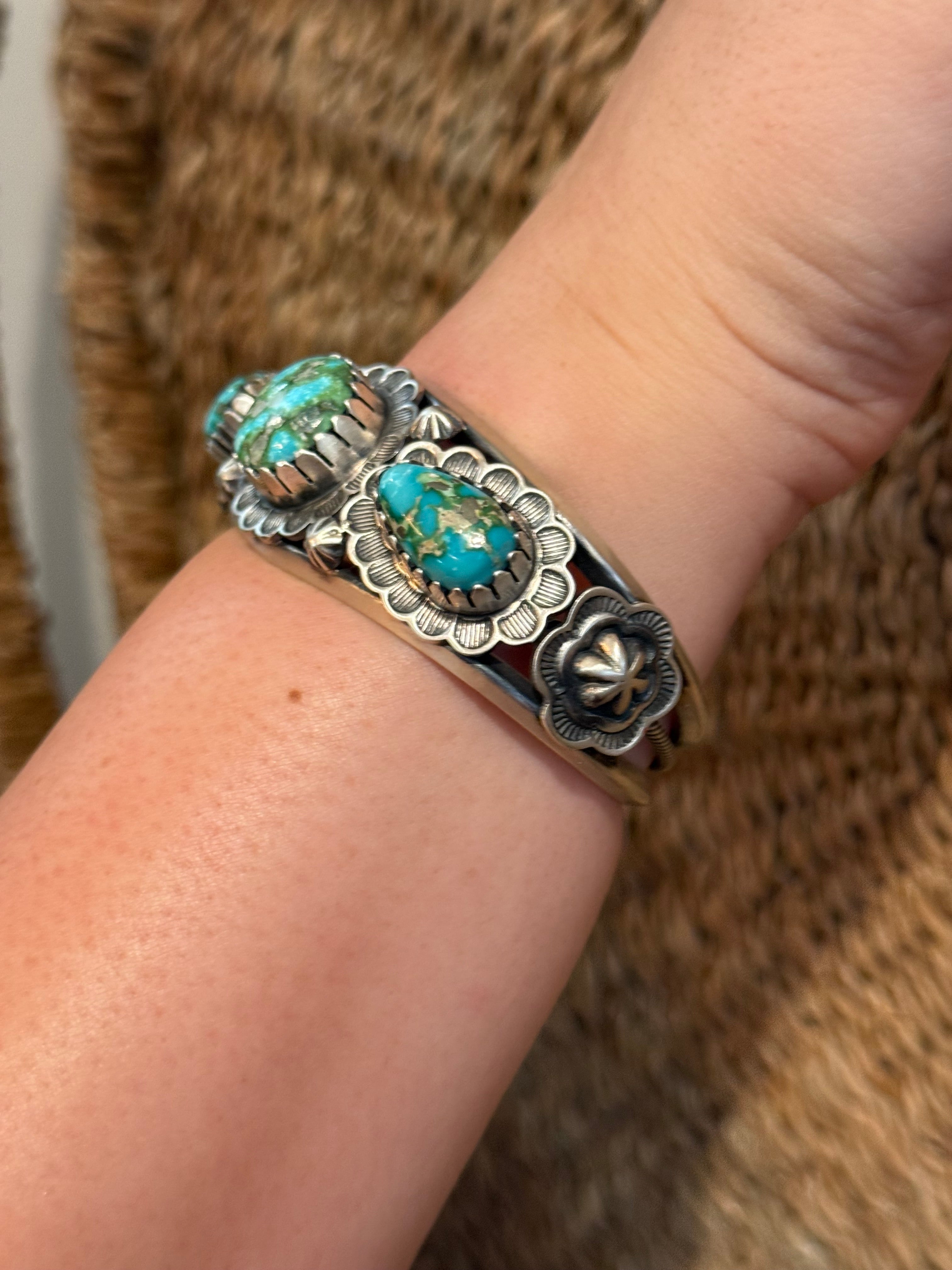 Sterling silver 3 Stone cuff